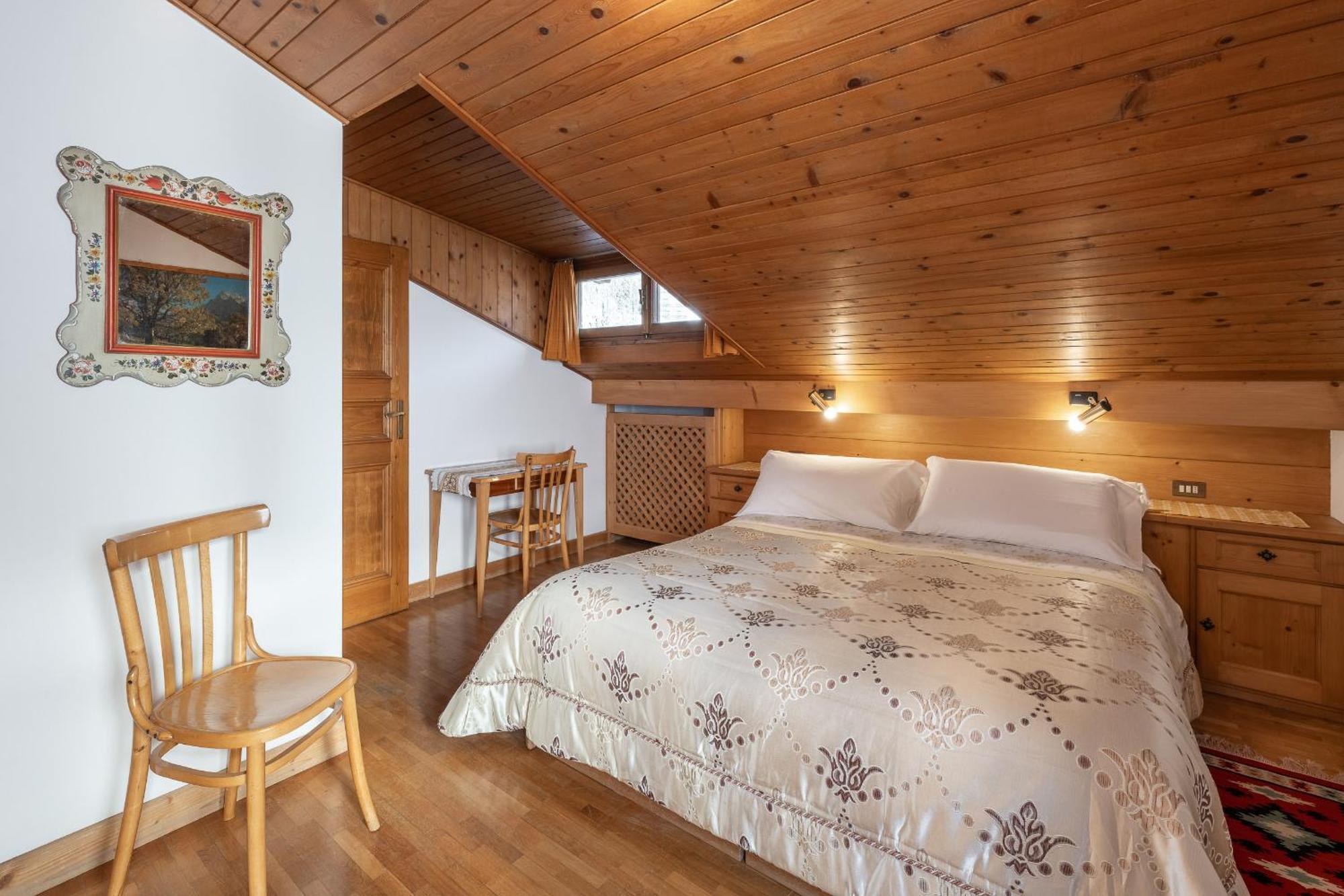 Attico Lodge Cortina d'Ampezzo Exterior foto